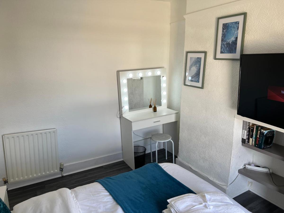 Luxury 1Bed Holiday Flat-10 Minutes From London Bridge & 3Mins Walk To Lewisham Dlr Lejlighed Eksteriør billede