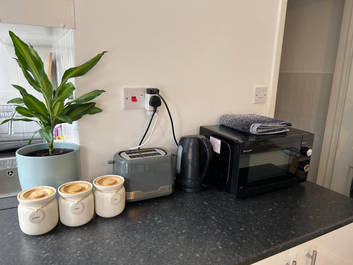 Luxury 1Bed Holiday Flat-10 Minutes From London Bridge & 3Mins Walk To Lewisham Dlr Lejlighed Eksteriør billede